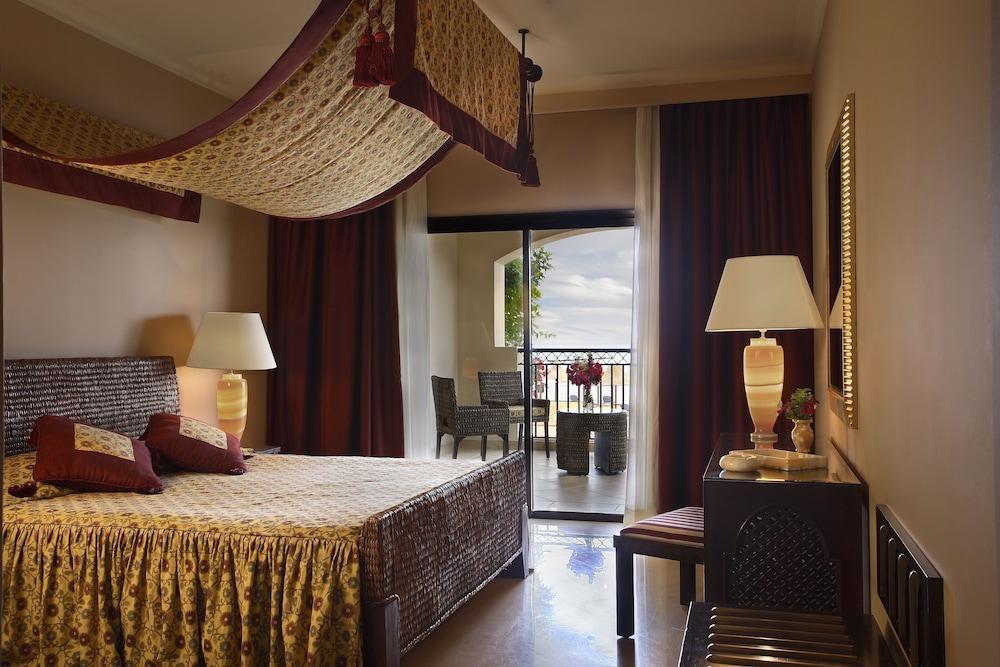 Jaz Belvedere Resort Sarm es-Sejk Kültér fotó A bedroom at the hotel