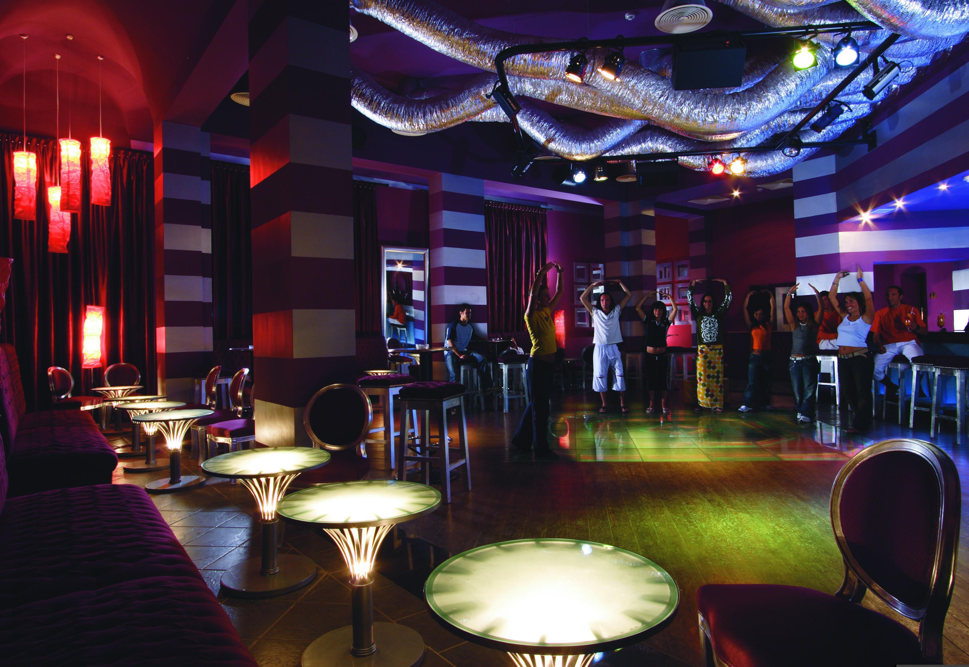 Jaz Belvedere Resort Sarm es-Sejk Kültér fotó The interior of a nightclub in Bangkok, Thailand