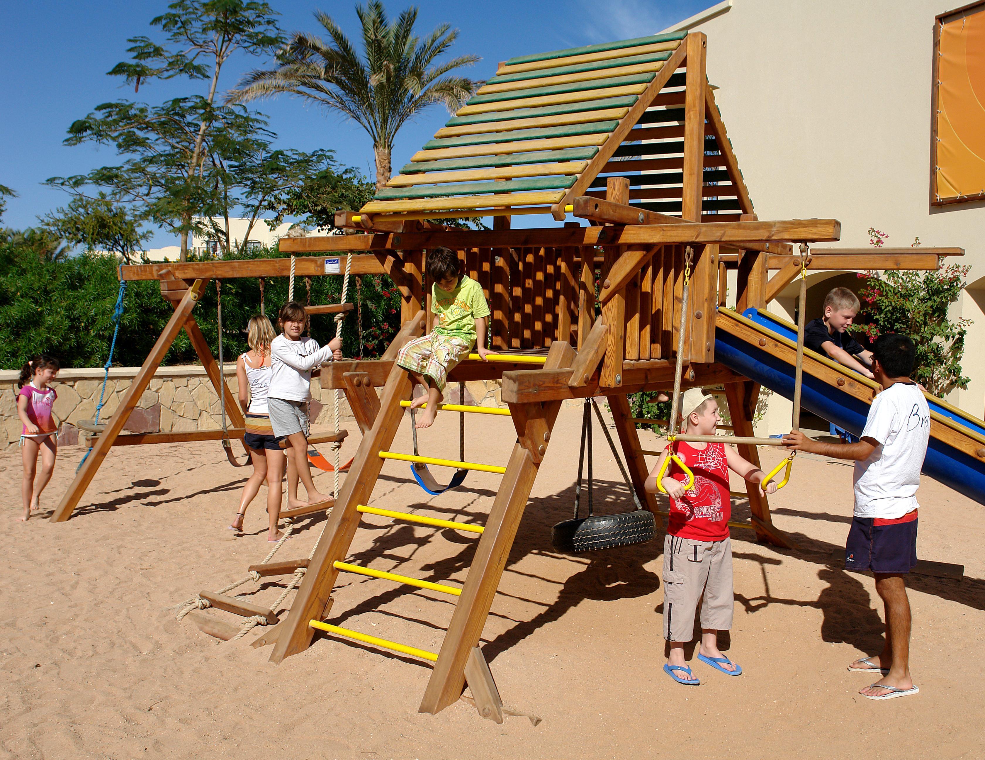 Jaz Belvedere Resort Sarm es-Sejk Kültér fotó Playground in Egypt