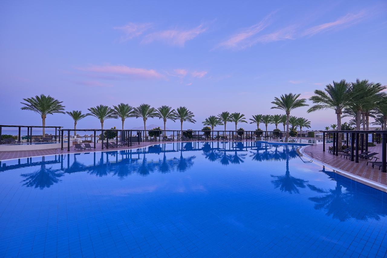 Jaz Belvedere Resort Sarm es-Sejk Kültér fotó Hilton Sharm El Sheikh Resort